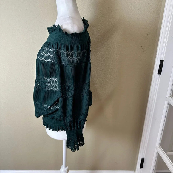 ANTHROPOLOGIE Deletta brand Off Shoulder Green Lace Top - size Medium - Picture 7 of 13